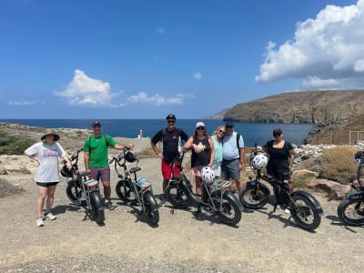 Excursión panorámica en bicicleta eléctrica por Milos desde Adamas, Grecia