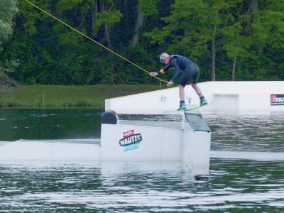 Jornada de wakeboard y stand up paddle en Verberie, cerca de París