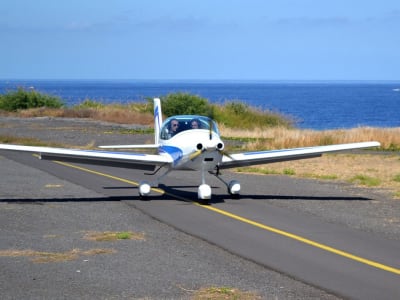 Multiaxis Microlight Flight from Saint-Paul, Reunion Island