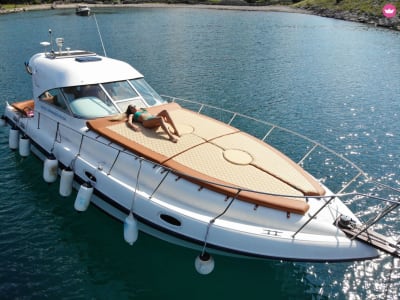 Private Motor Yacht Tour near Krk Island from Novi Vinodolski