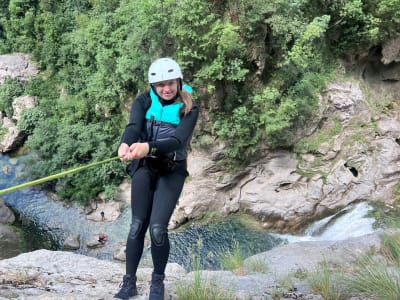 Excursion de canyoning sur la rivière Cetina à Zadvarje au départ d'Omiš