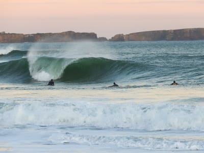 Clases de surf en Peniche, cerca de Lisboa