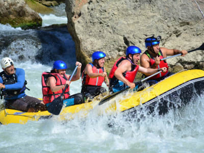 Rafting activity on the Gallego River in Murillo de Gallego, near Huesca