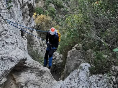 Canyoning in den Schluchten Torrent del Garx und Villa la Nao in Bolulla, in der Nähe von Benidorm