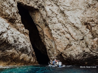 Speedboat tour to Hvar, the Blue Cave and Mamma Mia filming locations departing from Split or Trogir