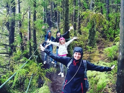 Excursión guiada a Rocha do Chambre en la isla de Terceira, Azores