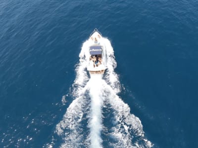 Paseo en barco privado desde el Puerto de Benalmádena, Málaga