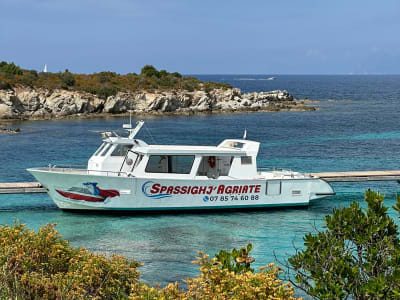Besuch des Strandes von Lotu mit dem Taxiboot ab Saint-Florent