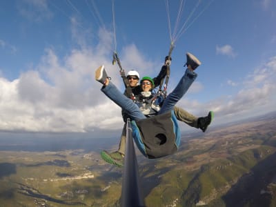 Acrobatic Paragliding Flight in Millau