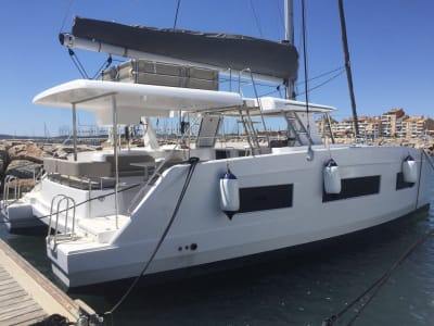 Croisière en catamaran, dans l'archipel des Embiez, depuis Six-Fours-les-Plages