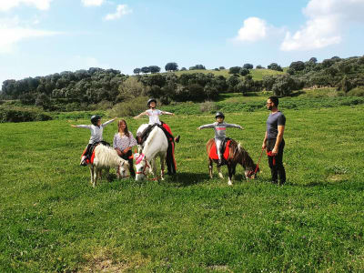 Paseo en poni en Filitosa, cerca de Propriano