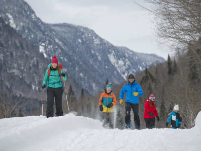 Schneeschuhverleih im Jacques-Cartier-Park, Québec