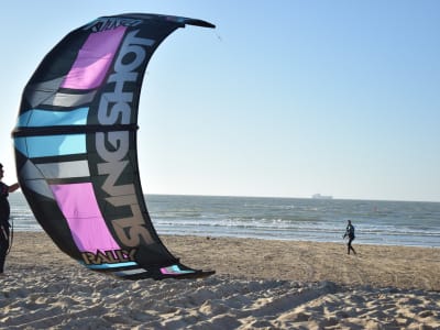 Kitesurfing lessons in Knokke-Heist, near Bruges