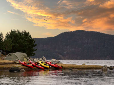 Excursion en kayak et nuit en camping sauvage à Øygarden depuis Bergen