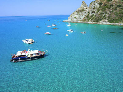 Bootstour mit Aperitif in Costa Degli Dei ab Tropea