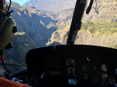 Vol en hélicoptère au-dessus du Piton de la Fournaise, La Réunion