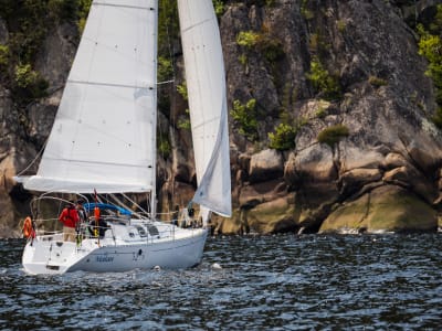 Excursion en voilier sur le fjord du Saguenay depuis l'Anse-Saint-Jean