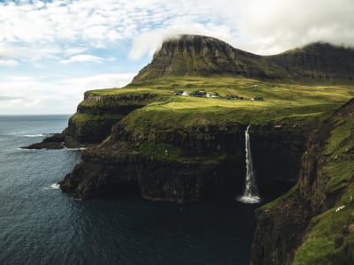 Excursión a la isla de Vágar desde Tórshavn