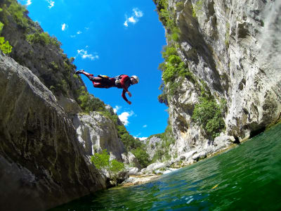 Canyoning pour débutants dans la rivière Cetina à Omiš