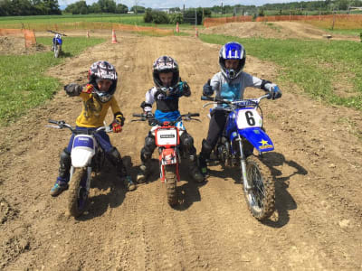 Einführung in das Motocross in Assevillers, in der Nähe von Paris