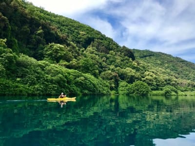 Excursión guiada en kayak por el lago Albano, cerca de Roma