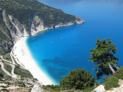 Full-Day Boat Cruise to Kefalonia with Guided Island Tour from Zakynthos