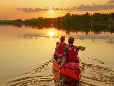 Mitternachtssonnen-Kanufahrt in Finnisch-Lappland ab Rovaniemi