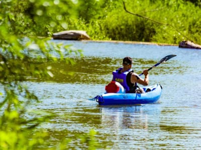 Ganztägige Kajak- und E-Bike-Tour um den Lac du Brouget