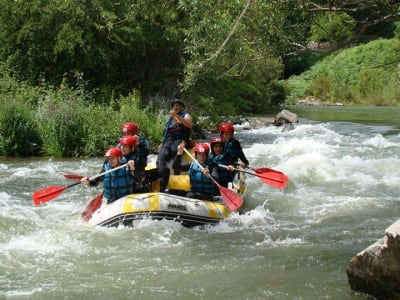 Rafting excursion on the Ebro River from Arroyo, Cantabria