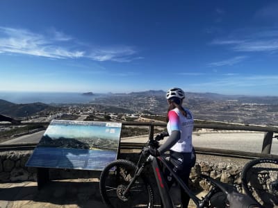 Fahrradtour zur Cala del Moraig und Cala Granadella, Alicante