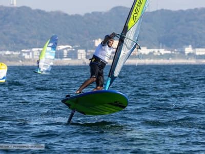 Cours particulier de funboard ou de windsurf Foil à l’Île de Ré, près de La Rochelle