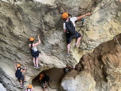 Rock climbing on a major route, at Buis-les-Baronnies, in the Drôme department