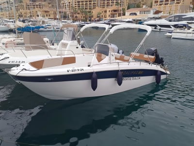 Rent a boat with or without a licence in Altea, near Alicante