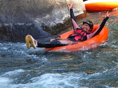 Tubing en el río Sabie, cerca del Parque Nacional Kruger