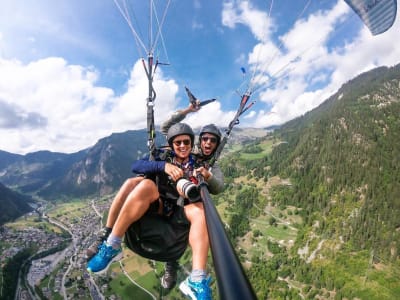 Tandem-Gleitschirmflug über Verbier im Wallis