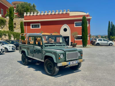 4x4 drive in Nice with wine tasting at Château de Crémat