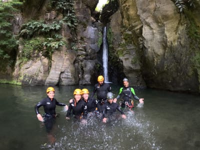 Excursion de canyoning à Salto do Cabrito, São Miguel