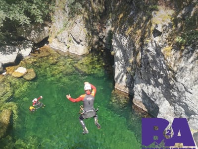 Descent of the Haute Borne Canyon in La Souche, Ardèche