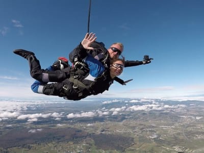 Tandem Skydiving over Ljubljana from 4000 m (13.000 ft)