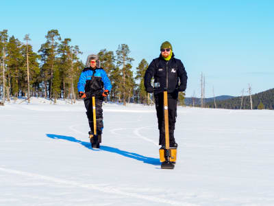 Excursión en motonieve eléctrica al lago Inari desde Ivalo