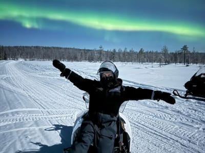 Excursion de pêche sur glace en motoneige depuis Rovaniemi