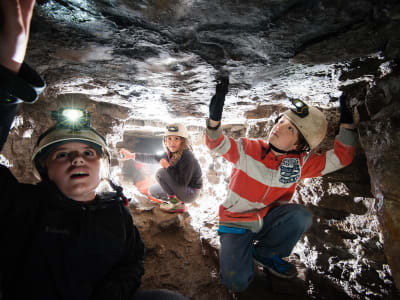 Introduction to Caving in Montréal's Saint-Léonard Cavern