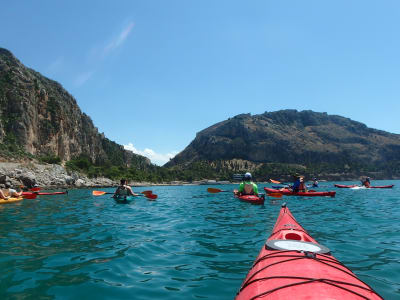 Excursión guiada en kayak de mar en Nauplia desde la playa de Karathona