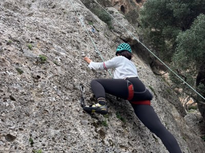 Top-Rope Climbing Discovery at Ágios Nikólaos on the Peza Site, Crete