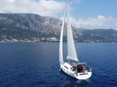 Excursión en velero a la playa de Gialiskari, en Corfú