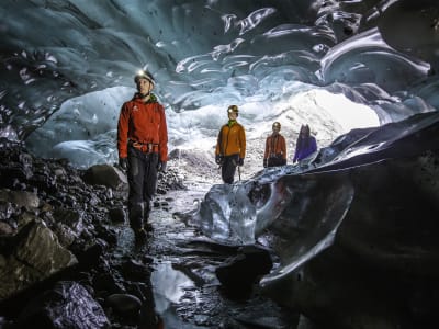 Randonnée glaciaire et visite des grottes de glace du glacier Svínafellsjökull depuis Skaftafell