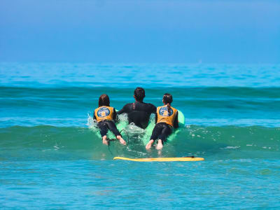 Clase privada de surf en Plovan, en la bahía de Audierne