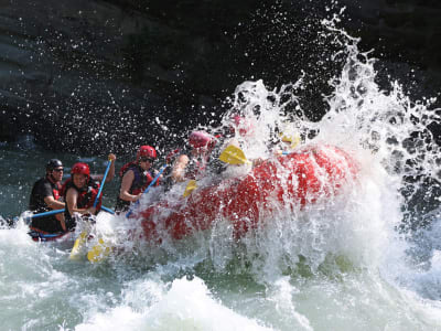  Descente guidée du fleuve Fraser en rafting au départ de Jasper