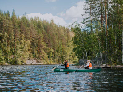 Excursión en canoa por el lago Vatiajärvi desde Kuusa, cerca de Laukaa