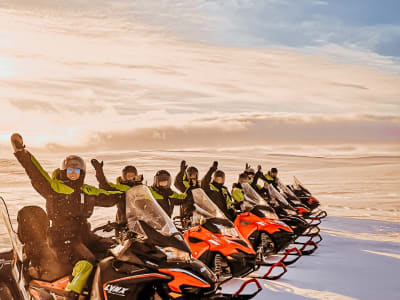 Excursión en moto de nieve y pesca en hielo a Finnmarksvidda desde Alta